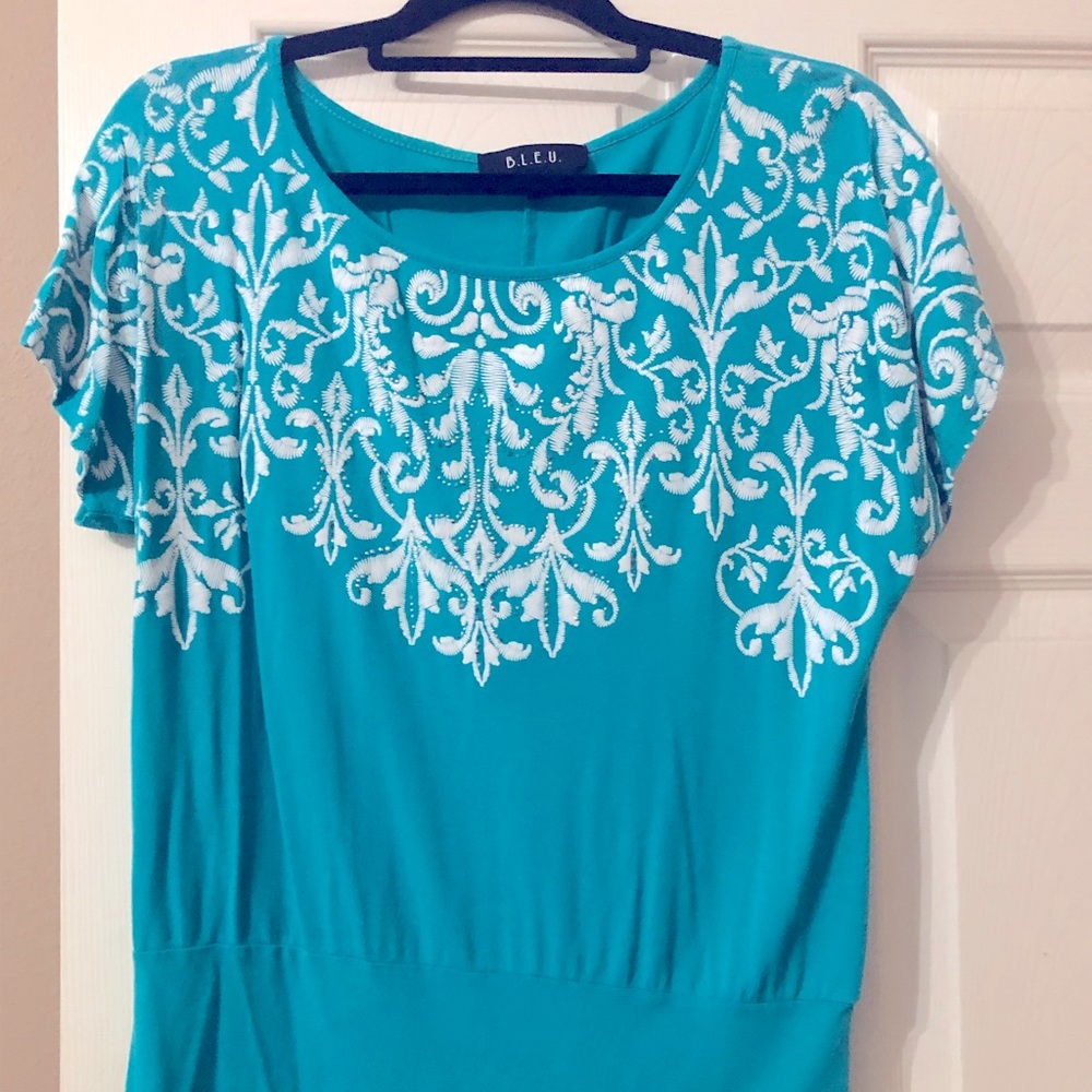 Teal short sleeve top